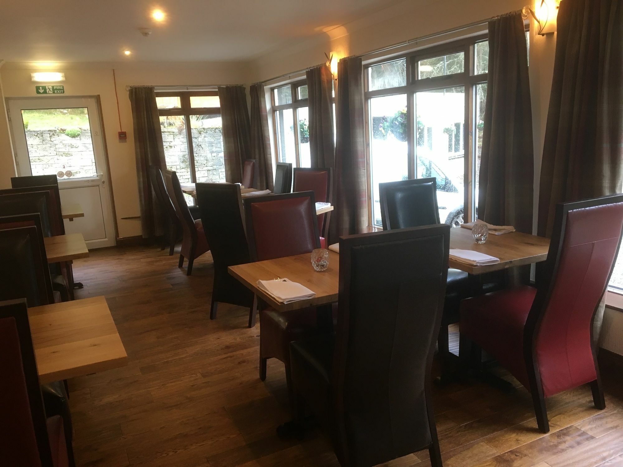 Foyers House Hotel Buitenkant foto